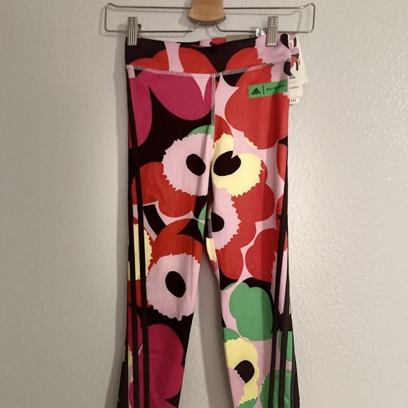 NWT Adidas Girl's Adidas x Marimekko Believe This Aeroready Leggings Size Small - Picture 8 of 13